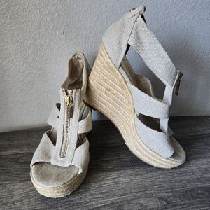 Michael Kors Cream and Tan Textile Wedge Sandals, Size 6.5. Damita Espadrille